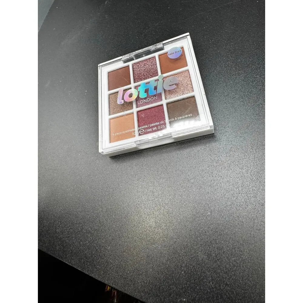 NWT Lottie Eye Shadow Palette 9 Colors The Mauves